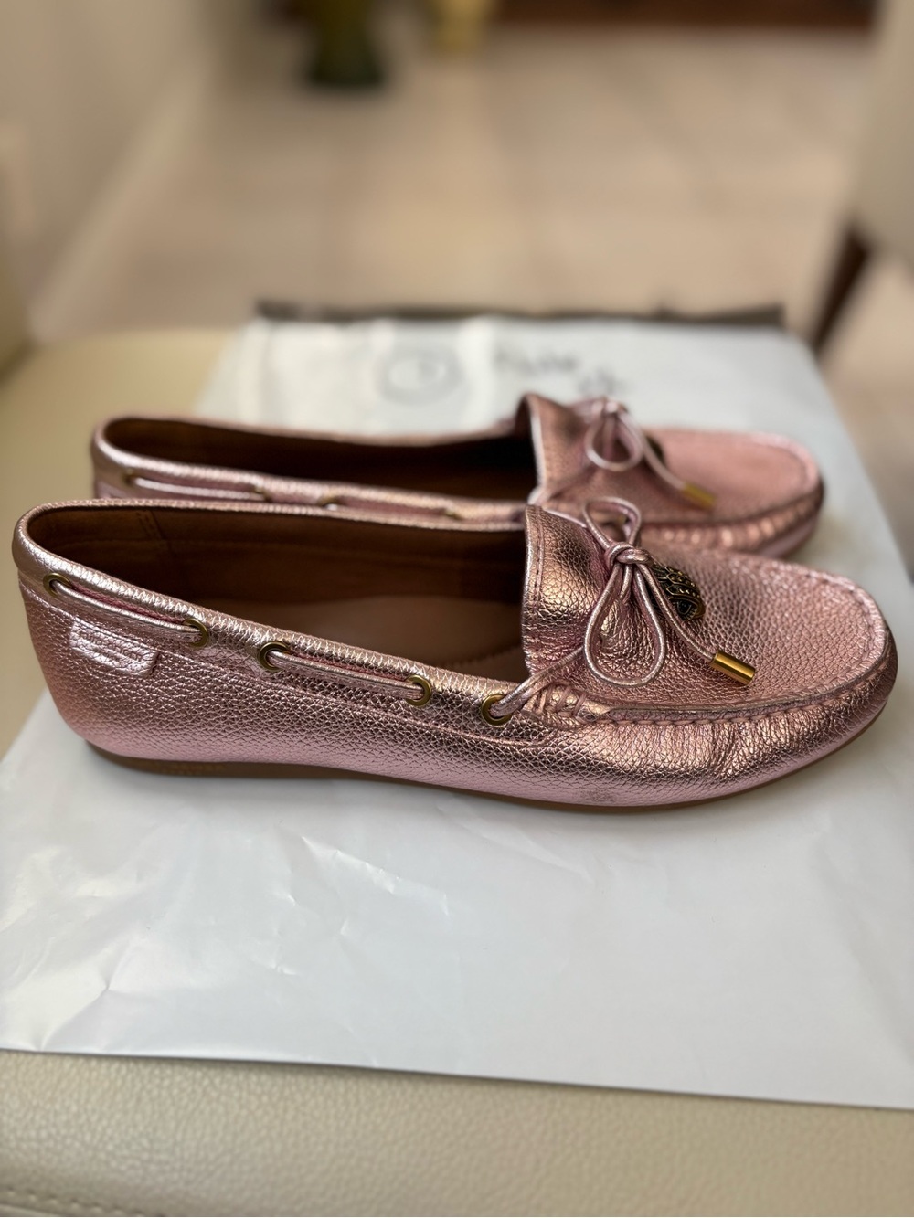 Kurt Geiger woman's pink metallic driving shoes - Picture 8 of 8